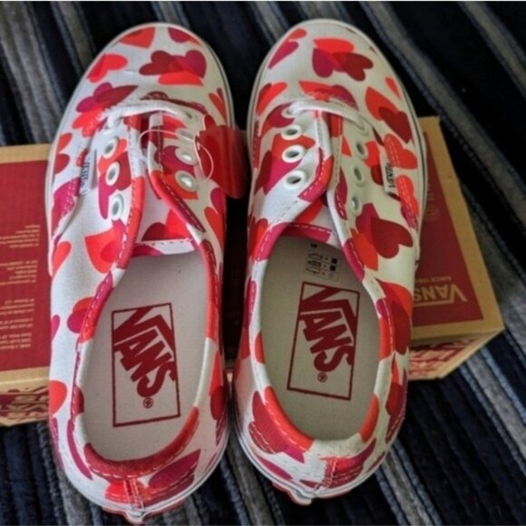 Vans Authentic Valentine Hearts Girls 3.5 Youth VNOA348A40Q Red and White 122025 - Picture 4 of 11